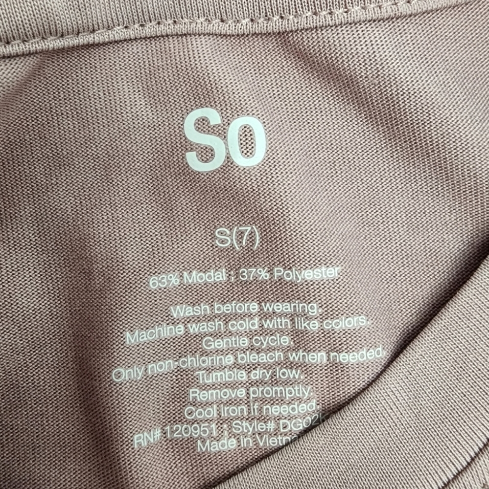 Pink tee - Picture 2 of 2